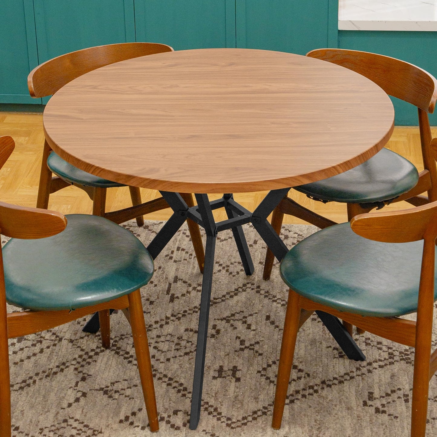 AWQM Mid-Century Modern Round Kitchen Dining Table for 4