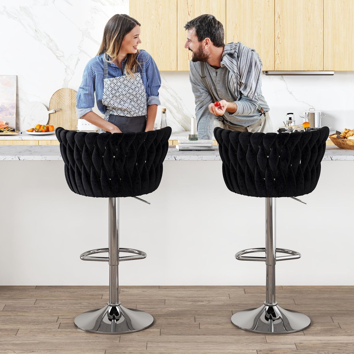 AWQM Bar Stool Set Velvet Swivel Chair