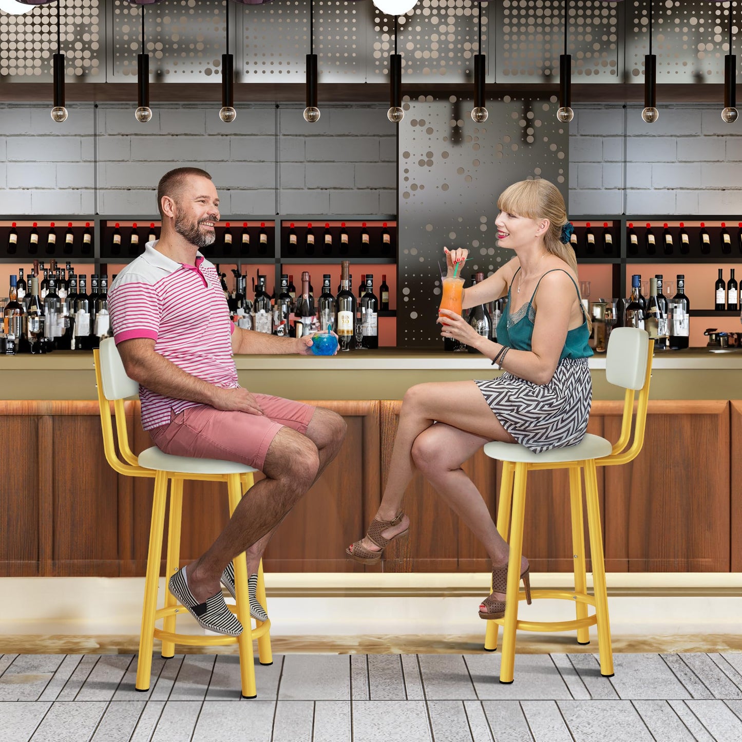 AWQM Bar Stool Set of 4 PU Leather Chairs
