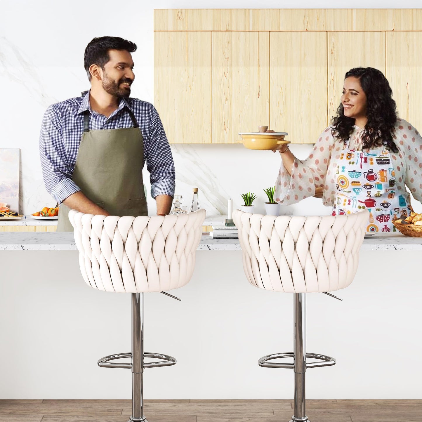 AWQM Bar Stool Set Velvet Swivel Chair